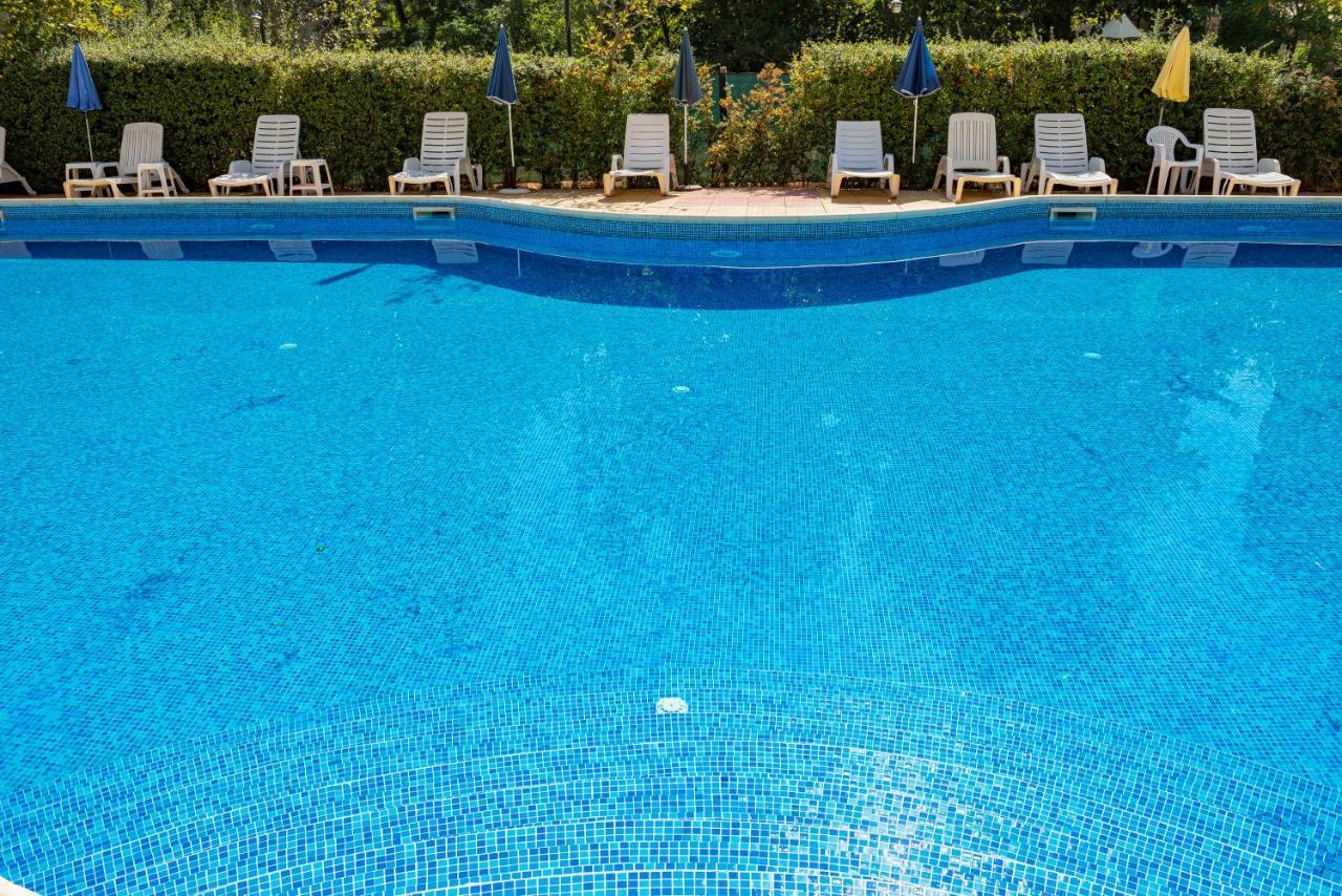 Menada Diamond Bay Apartments Сонячний Берег Екстер'єр фото