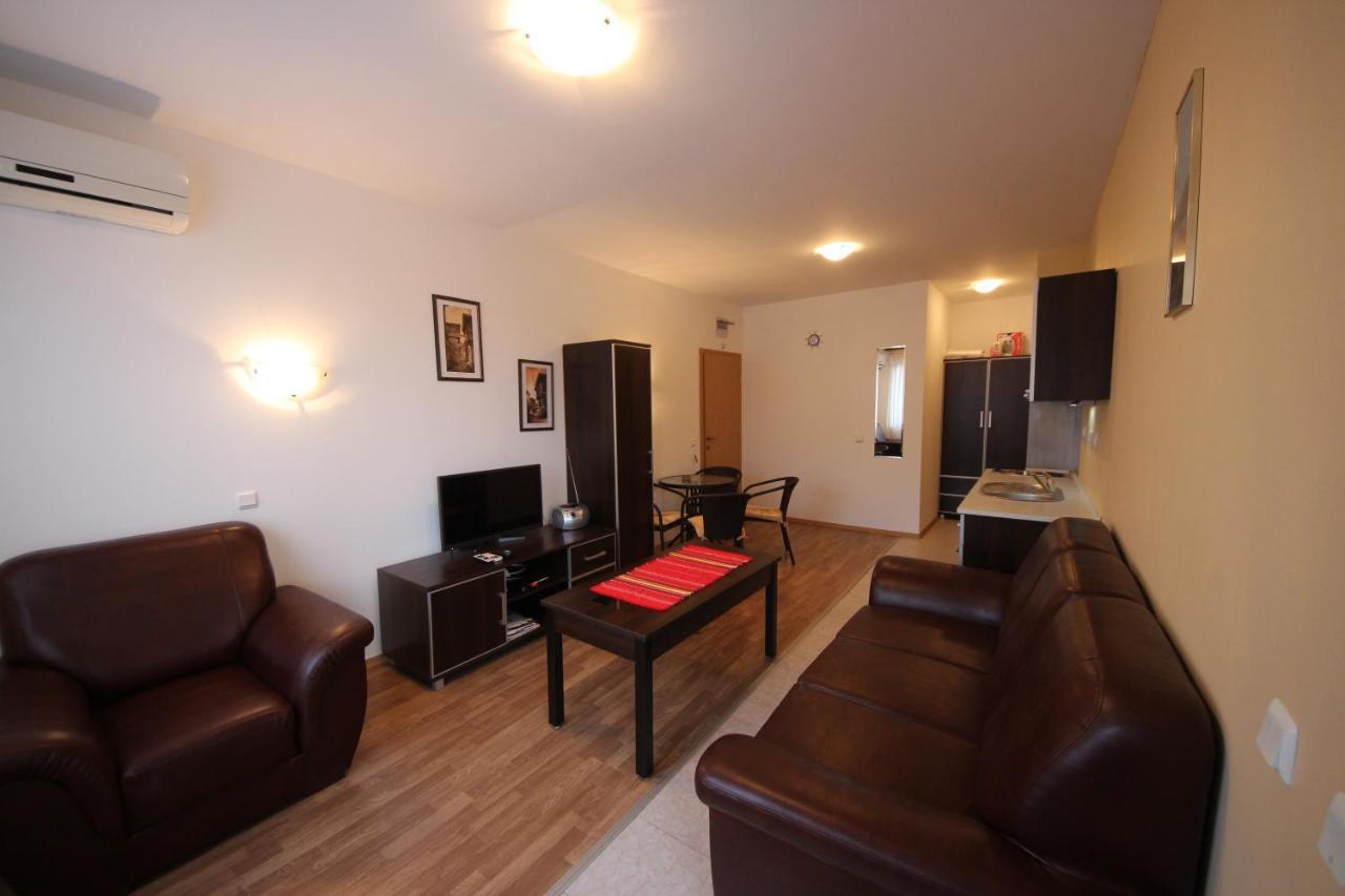 Menada Diamond Bay Apartments Сонячний Берег Екстер'єр фото