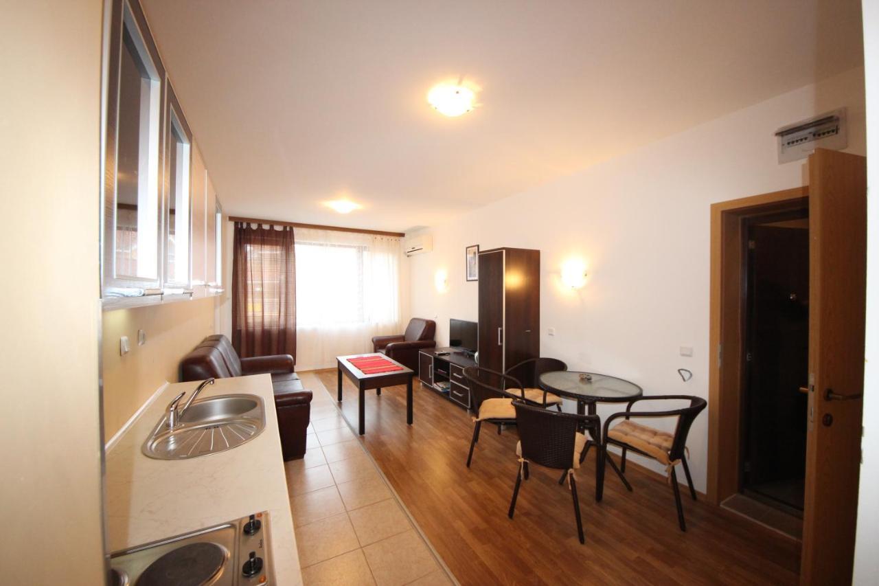 Menada Diamond Bay Apartments Сонячний Берег Екстер'єр фото