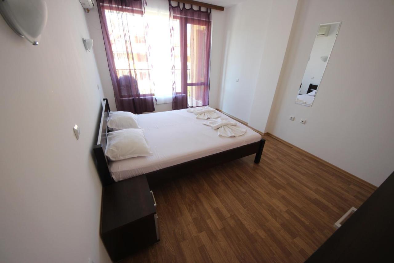 Menada Diamond Bay Apartments Сонячний Берег Екстер'єр фото