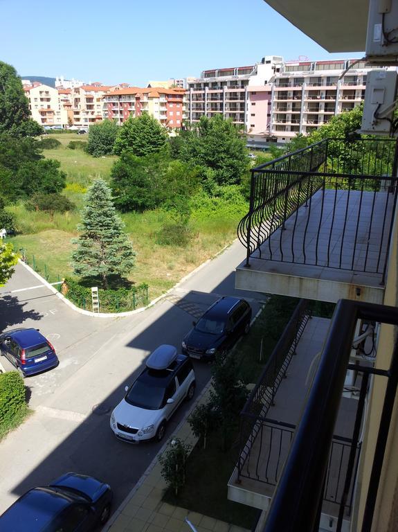 Menada Diamond Bay Apartments Сонячний Берег Екстер'єр фото